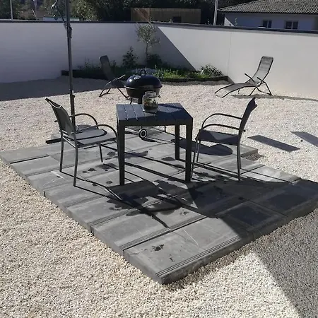 Studio Cosy Avec Acces Et Terrasse Independants *